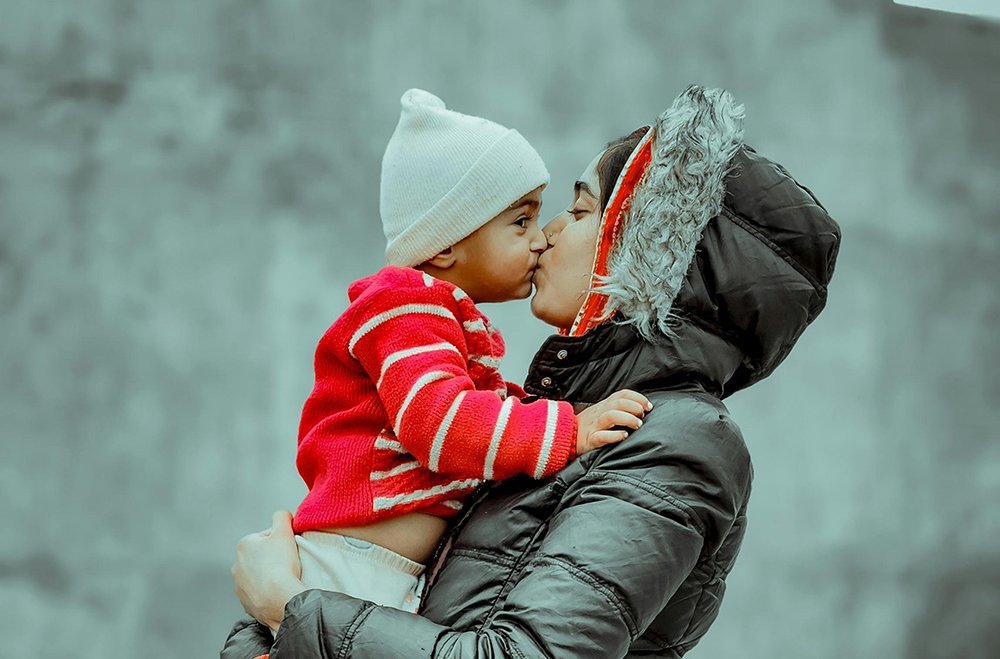 I will create parenting and baby product content for family brands