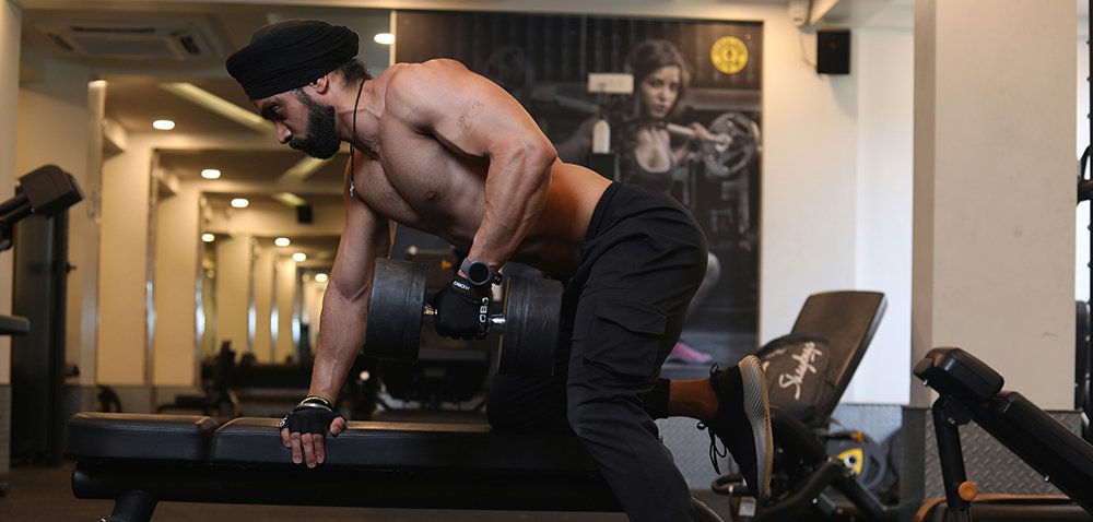 I will create fitness transformation content and workout videos
